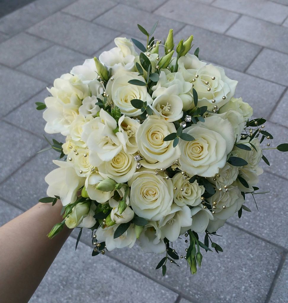 Winter Wedding Flowers